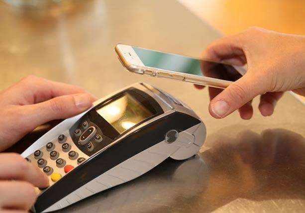 做移動(dòng)支付招商賺錢(qián)嗎？