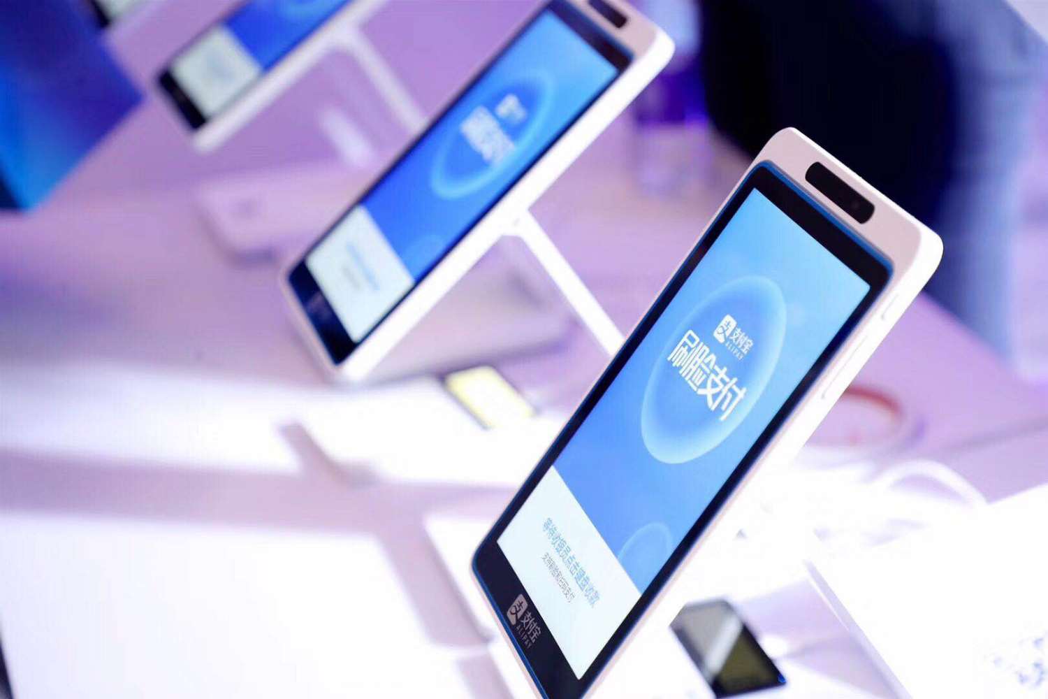 解析刷臉“蜻蜓”二代刷臉設(shè)備，讓你更好做刷臉支付代理